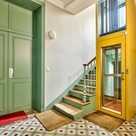 Nice For 4 People - Pere Lachaise פריז