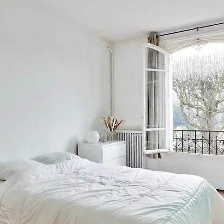 Nice For 4 People - Pere Lachaise פריז